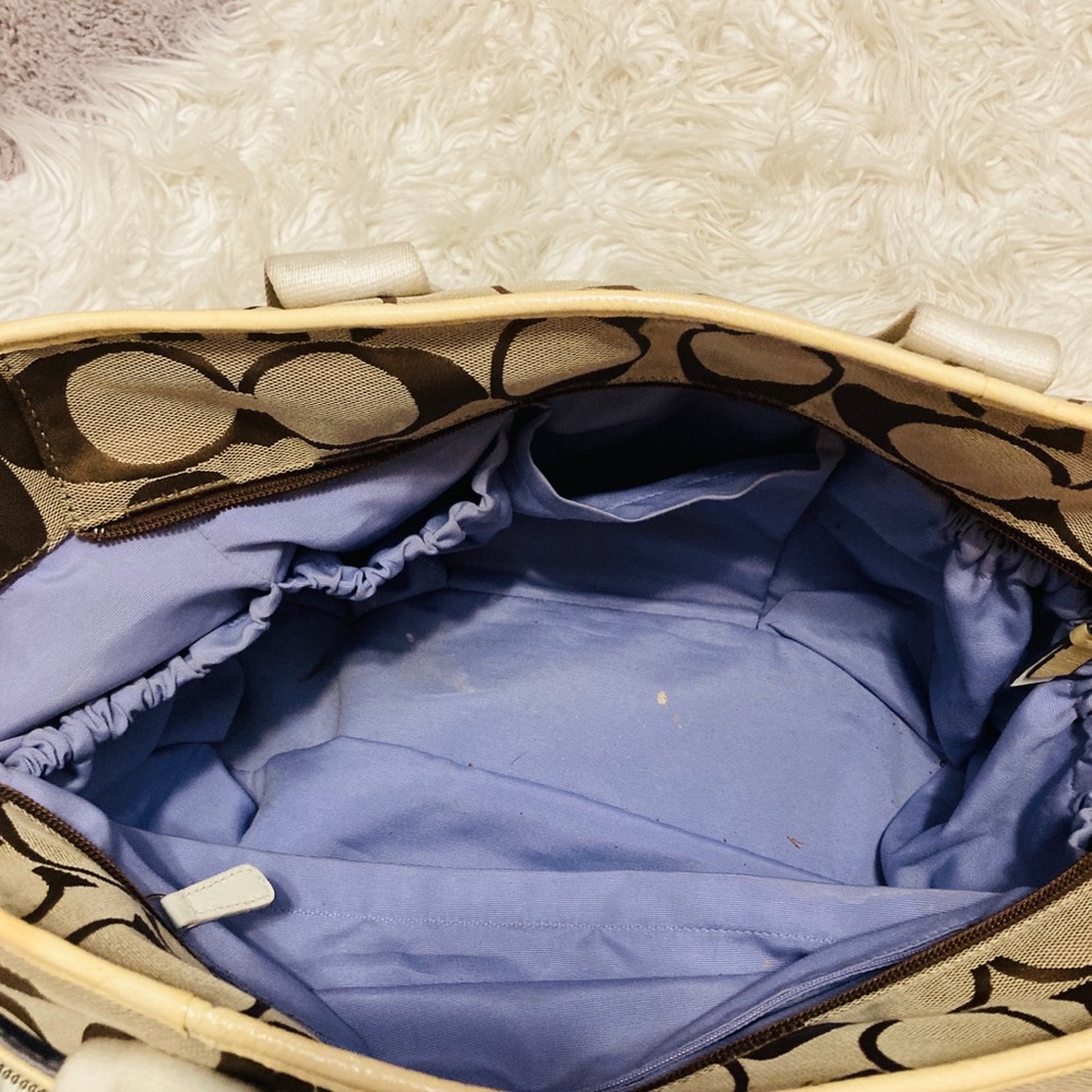 Coach diaper bag - Picture 4 of 9